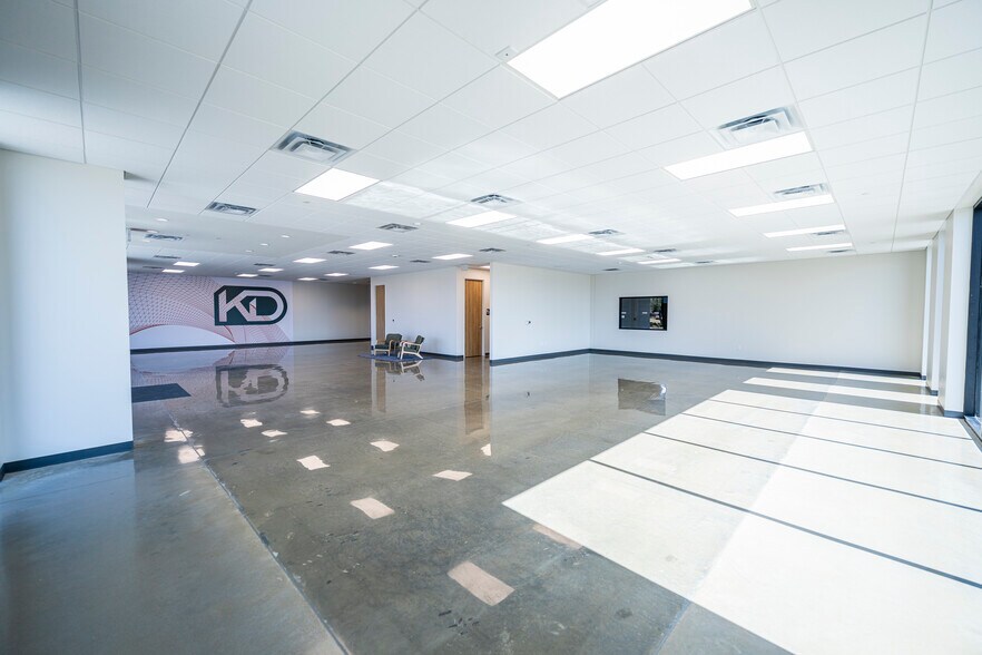 More Photos Of 14621 Kirby Dr, Pearland Unknown For Lease