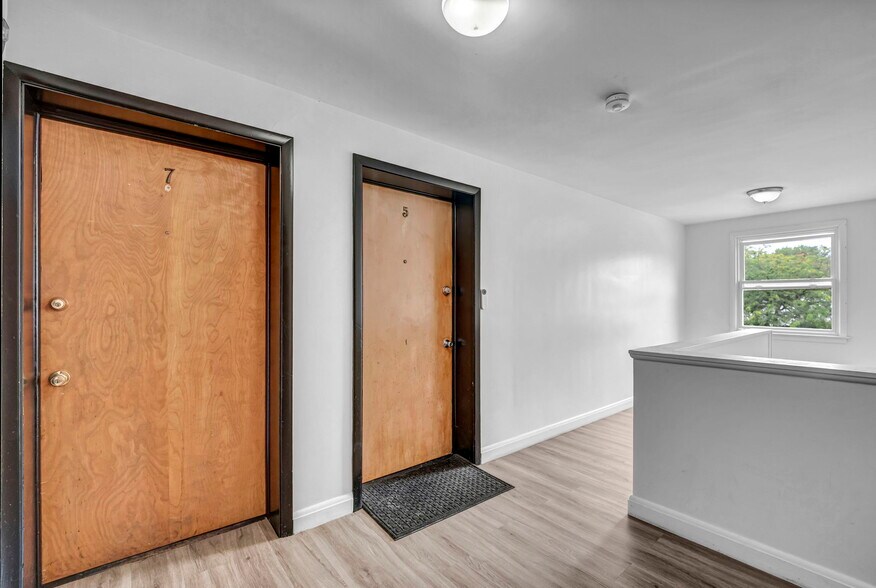 More Photos Of 885 S Green Rd, Cleveland Apartments For Sale