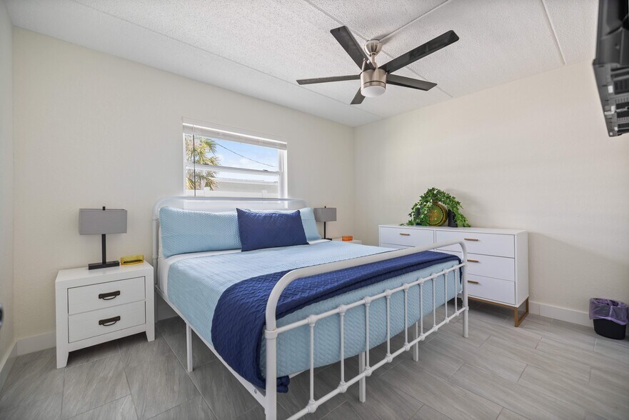 More Photos Of 14231 Gulf Blvd, Madeira Beach Apartments For Sale