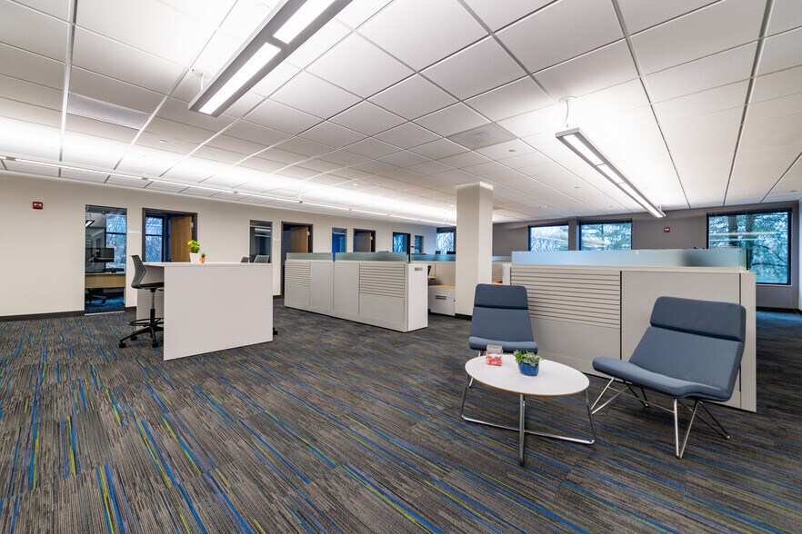 More Photos Of 500 River Ridge Dr, Norwood Office For Lease