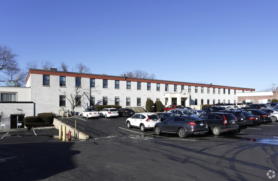 Primary Photo Of 200 Sutton St, North Andover Medical For Lease