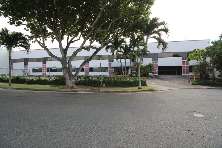 More Photos Of 99-061 Koaha Way, Aiea Warehouse For Lease