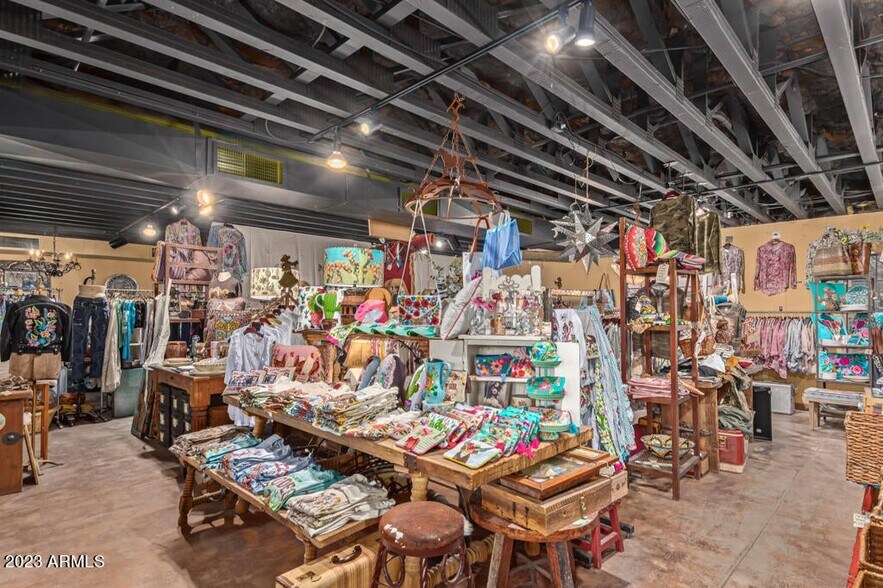 More Photos Of 6195 E Cave Creek Rd, Cave Creek Storefront Retail Office For Sale