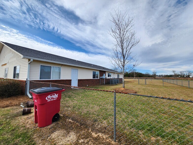 More Photos Of 95 Truman Rd, Hawkinsville Assisted Living For Sale