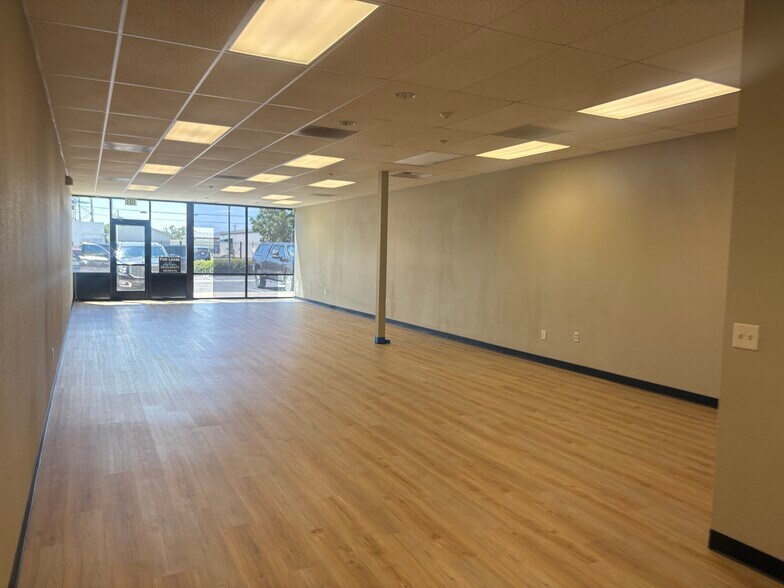 More Photos Of 317 Lake Blvd, Redding Freestanding For Lease