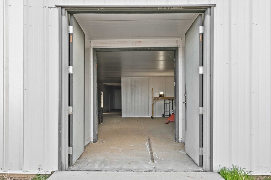 More Photos Of 22245 Mitchell Blvd, California City Industrial For Lease