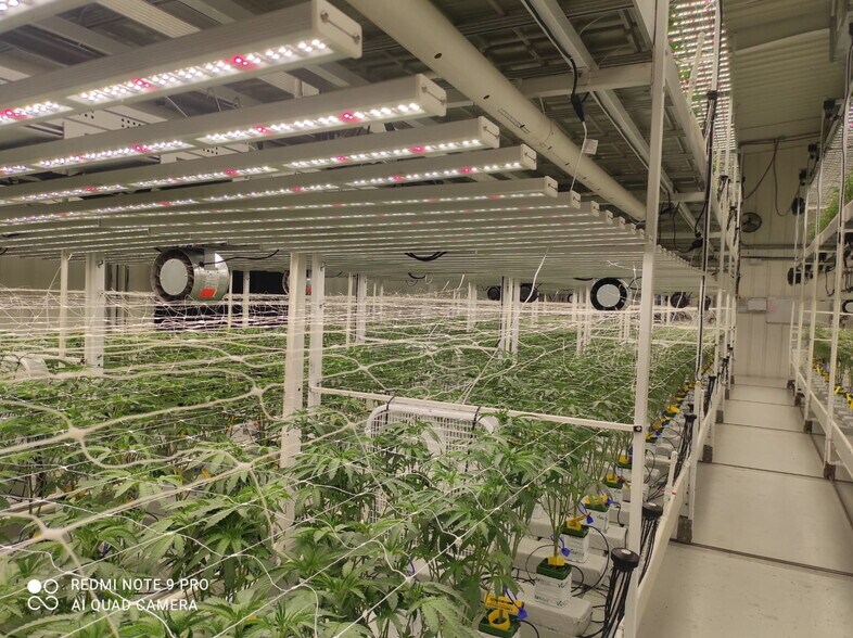 More Photos Of 609 Indian Rd, Seiling Auto Repair For Sale