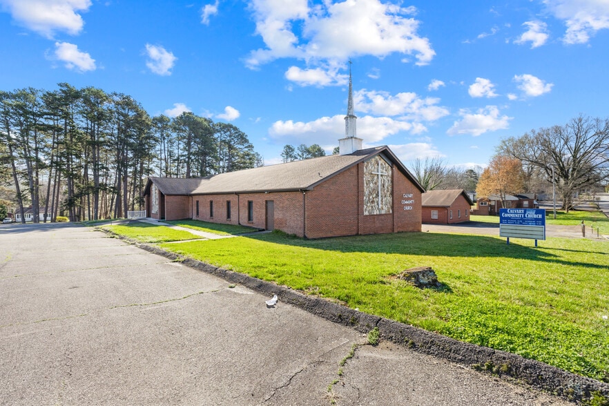 More Photos Of 334 N Oakland Ave, Statesville Specialty For Sale