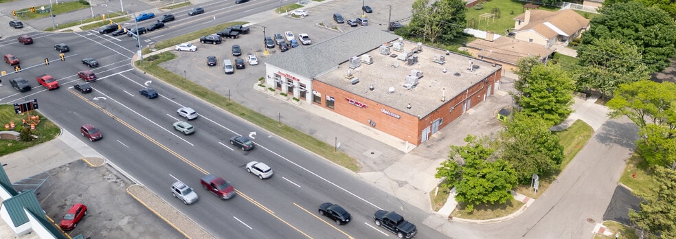 More Photos Of 17651-17655 W 12 Mile Rd, Southfield Freestanding For Lease