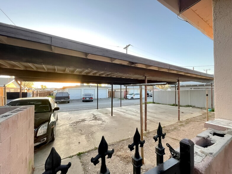 More Photos Of 44817 Redwood Ave, Lancaster Multifamily For Sale