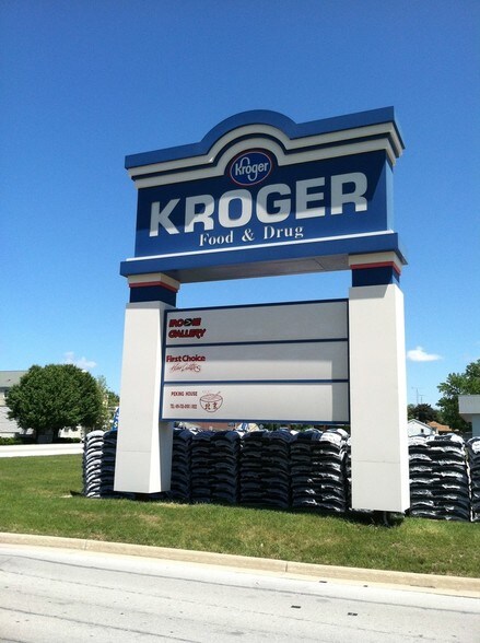 More Photos Of 2028 E Harbor Rd, Port Clinton Unknown For Lease