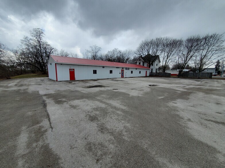 More Photos Of 726 S Blanchard St, Findlay Carwash For Sale