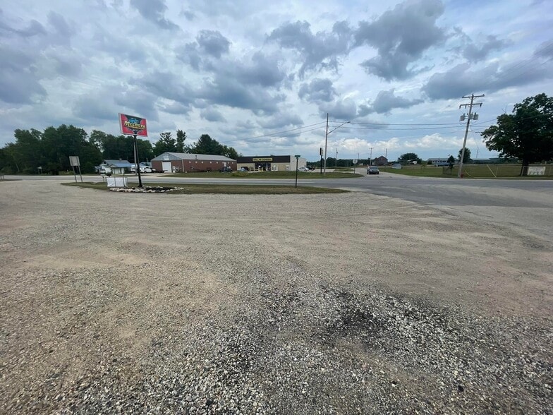 More Photos Of 505 N Cass St, Morley Auto Repair For Sale