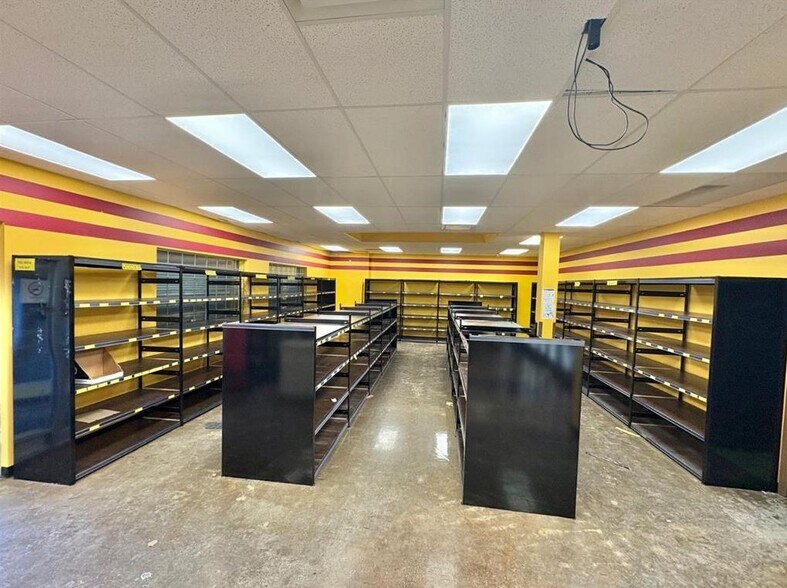 More Photos Of 4617 50 Av, Red Deer General Retail For Lease