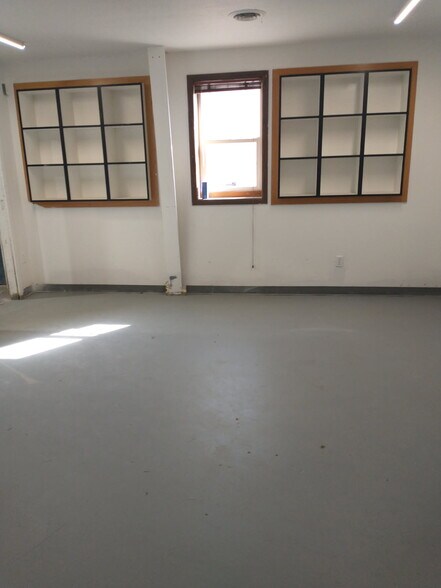 More Photos Of 84 N Precision Dr, Pueblo West Warehouse For Sale