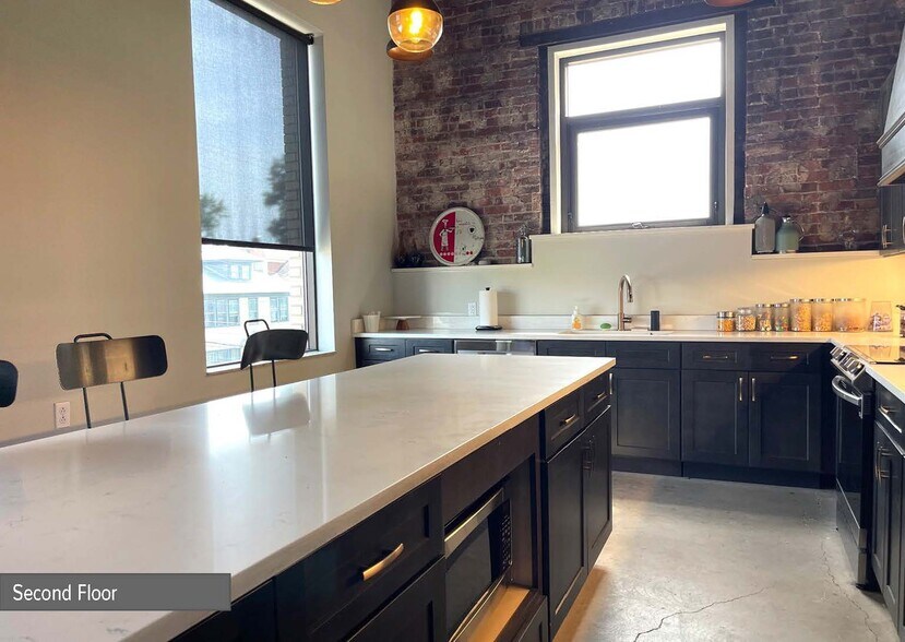 More Photos Of 20 S Balph Ave, Pittsburgh Loft Creative Space For Sale