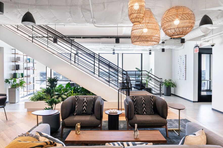 More Photos Of 251 S Lake Ave, Pasadena Coworking Space