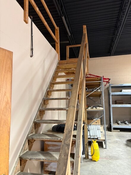 More Photos Of 4964 Yukon St NW, Canton Industrial For Sale