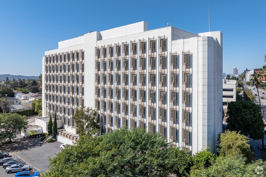 More Photos Of 4680 Wilshire Blvd, Los Angeles Office Residential For Sale