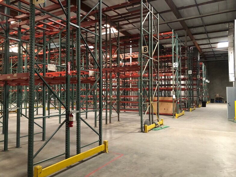 More Photos Of 2229-2235 E Magnolia St, Phoenix Warehouse For Lease