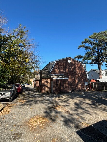 More Photos Of 719 Dudley Ave, Norfolk Apartments For Sale