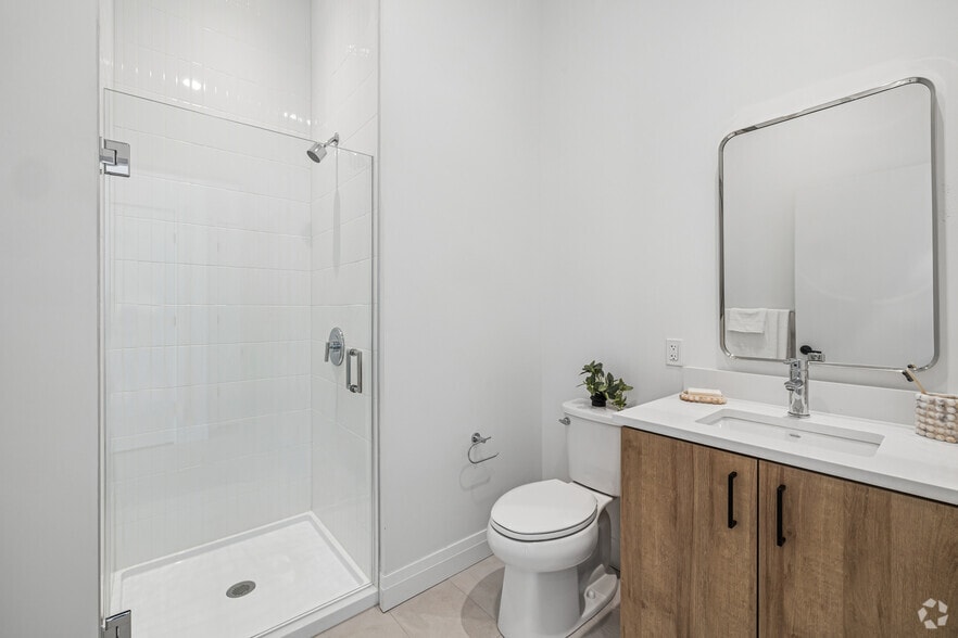 More Photos Of 93 Bennington St, Revere Apartments For Lease