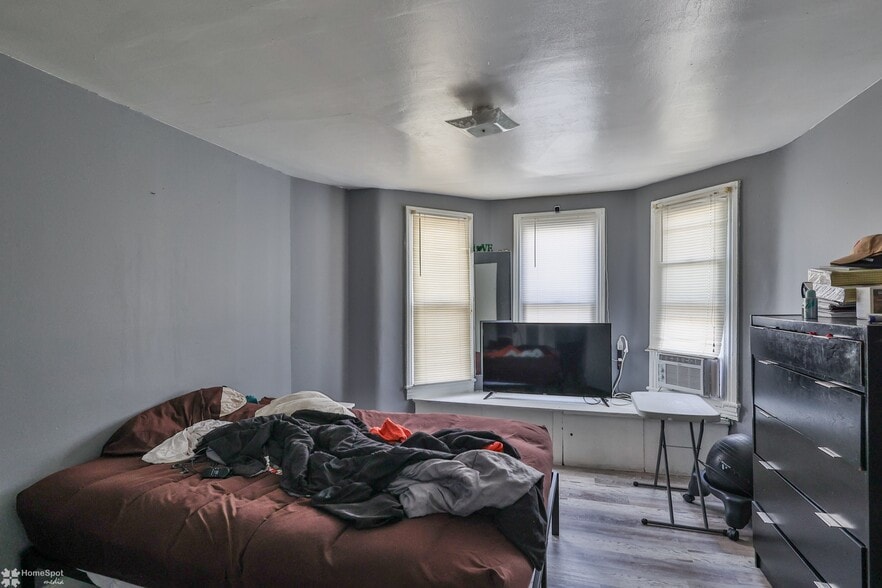 More Photos Of 902 W Wilkes Barre St, Easton Apartments For Sale