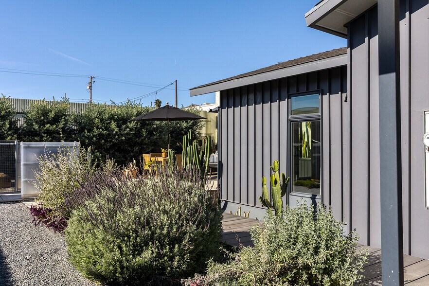 More Photos Of 161 N Garden St, Ventura Apartments For Sale