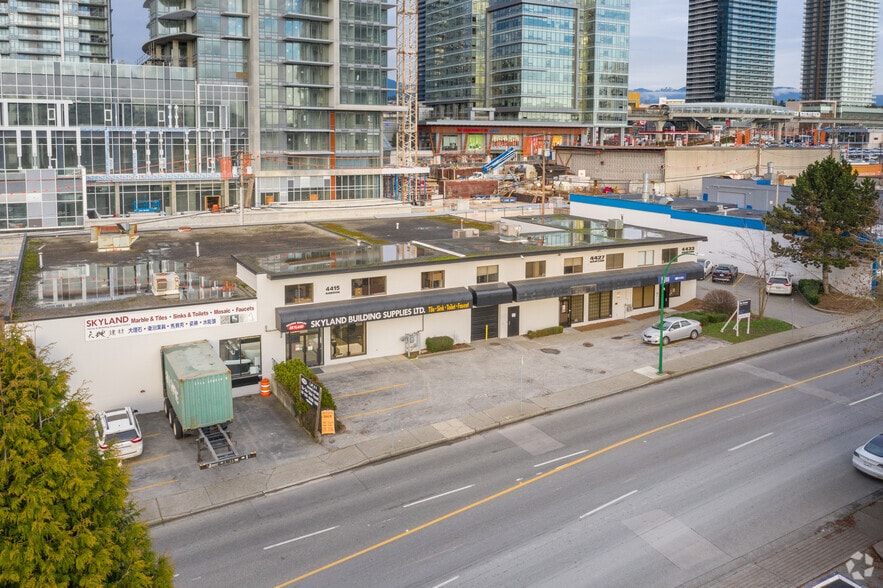 More Photos Of 4413-4433 Dawson St, Burnaby Warehouse For Lease