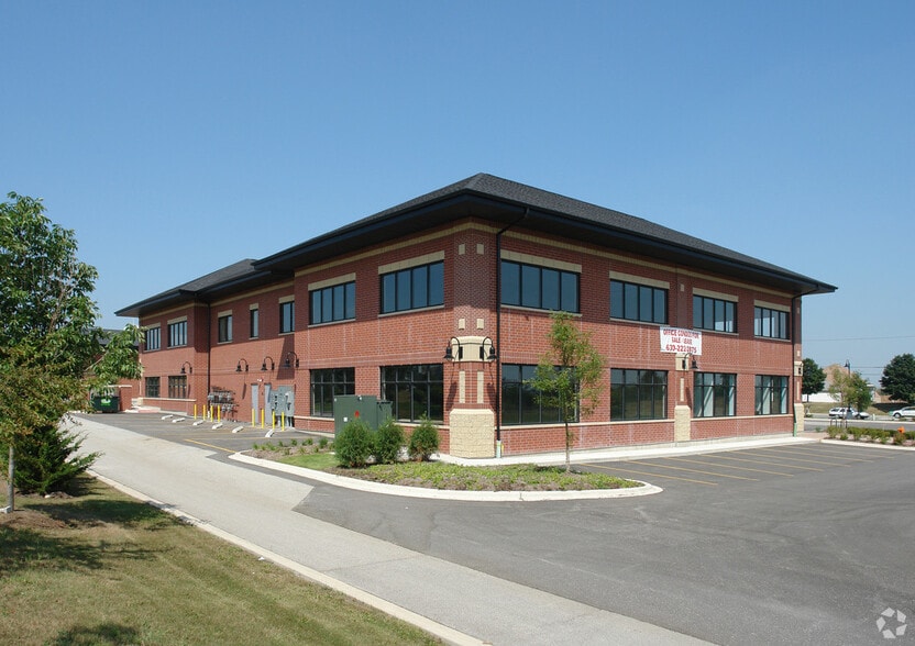 More Photos Of 4015 Plainfield-Naperville Rd, Naperville Medical For Lease