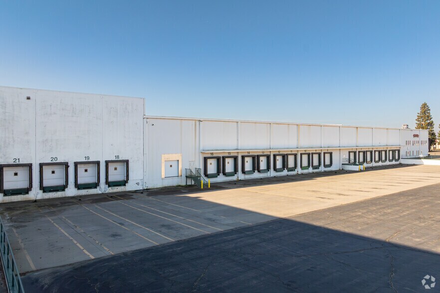 More Photos Of 1467 Dinuba Ave, Reedley Refrigeration Cold Storage For Lease