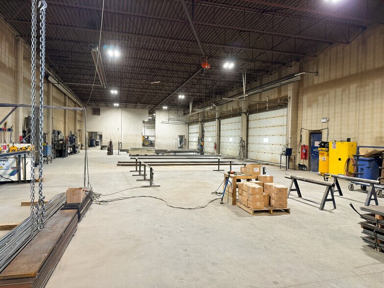 More Photos Of 1205 6th St, Nisku Manufacturing For Sale