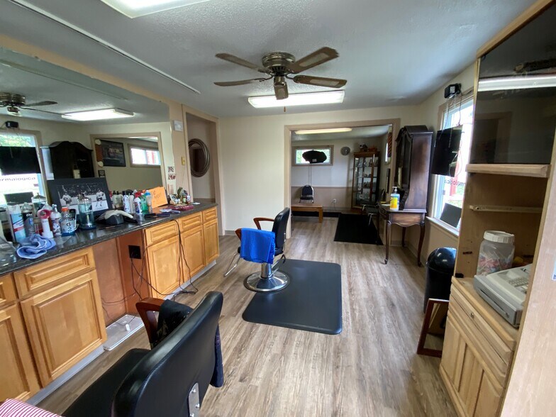 More Photos Of 2404 Union Rd, Cheektowaga General Retail For Sale