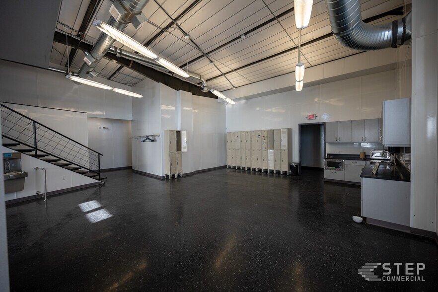 More Photos Of 1105 Constitution Dr, Trinidad Food Processing For Sale