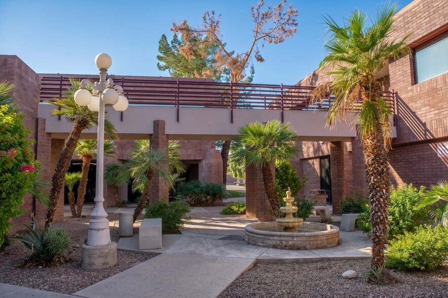 More Photos Of 459 N Gilbert Rd, Gilbert Unknown For Lease