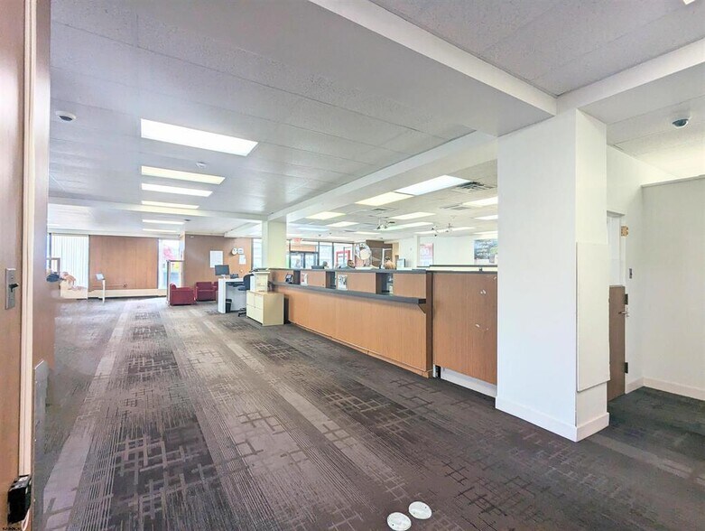 More Photos Of 1501 Tilton Rd, Northfield Office For Sale