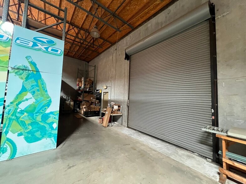 More Photos Of 26465 Summit Cir, Santa Clarita Warehouse For Lease