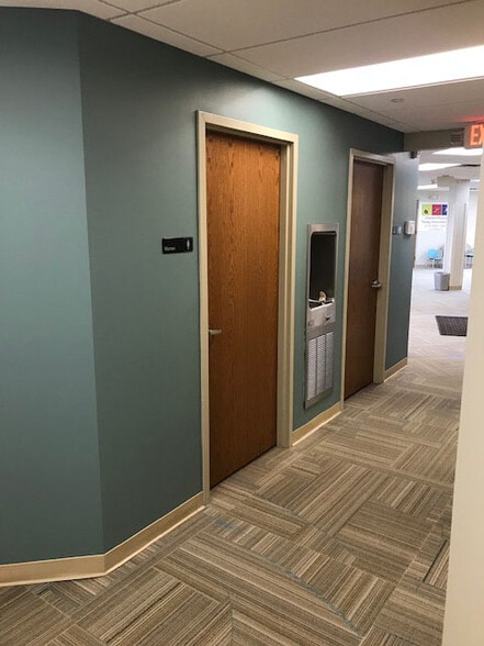More Photos Of 5250 W 94th Ter, Prairie Village Medical For Lease