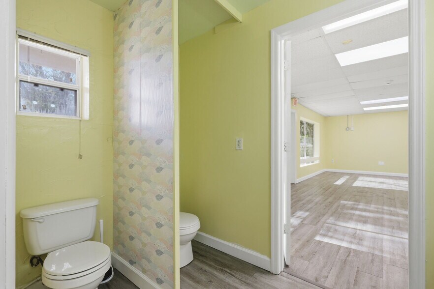 More Photos Of 346 N Volusia Ave, Orange City Office For Lease