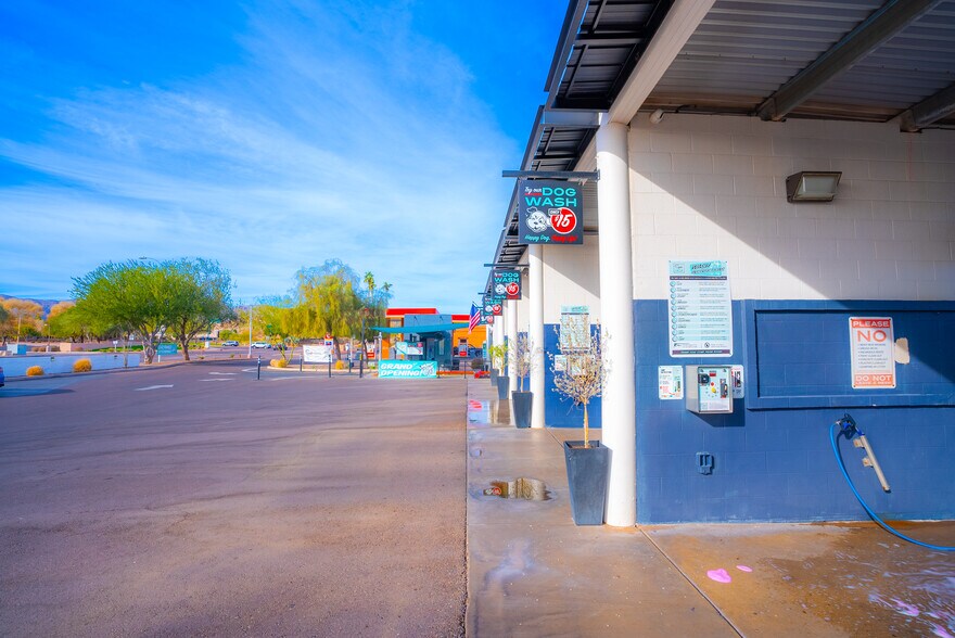 More Photos Of 15625 S 32nd St, Phoenix Carwash For Sale