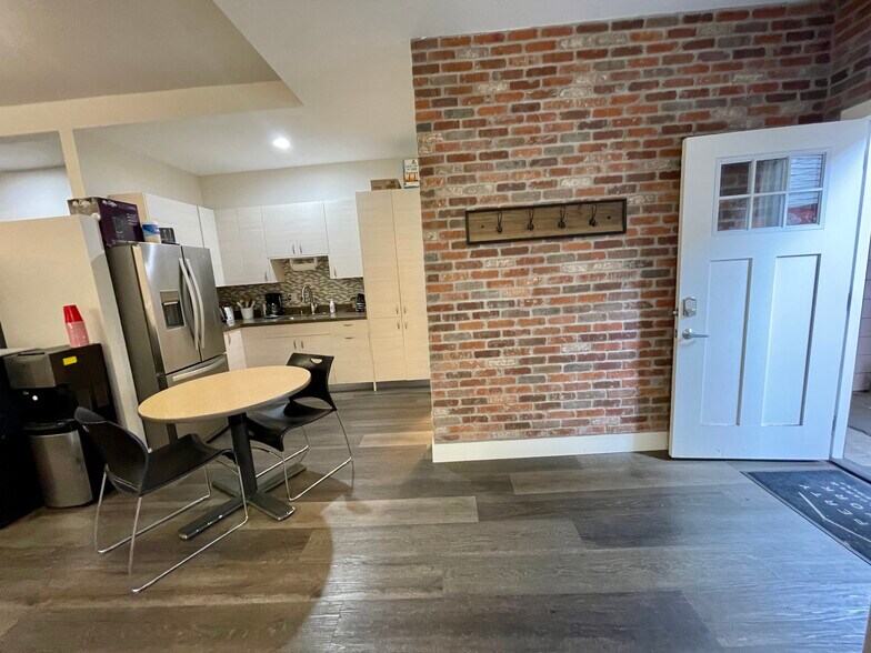 More Photos Of 1342 Lincoln Ave, San Jose Storefront Retail Office For Lease