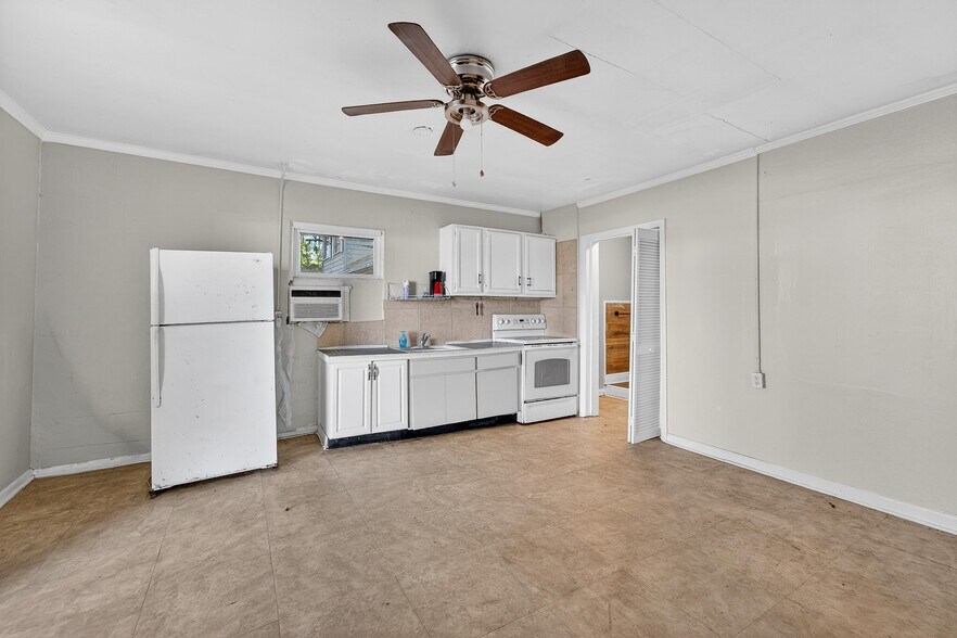 More Photos Of 4701 Land O Lakes Blvd, Land O' Lakes Apartments For Sale