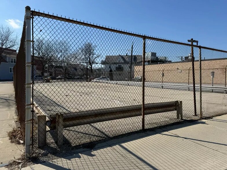 More Photos Of 3300 N Elston Ave, Chicago Land For Sale