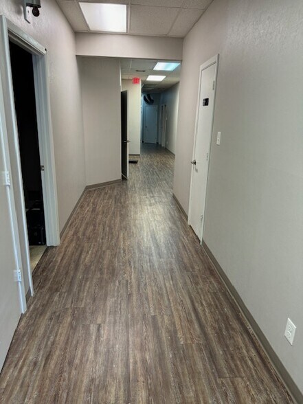 More Photos Of 911 Medical Centre Dr, Arlington Medical For Lease