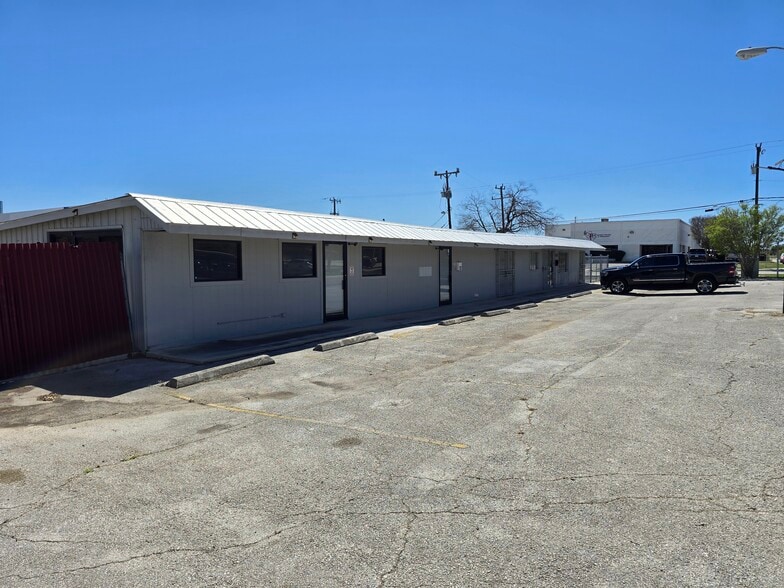Primary Photo Of 10000 McCullough Ave, San Antonio Distribution For Sale
