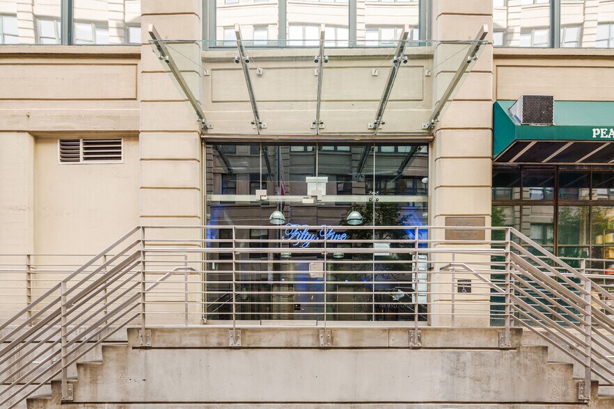 More Photos Of 55 Washington St, Brooklyn Office For Lease