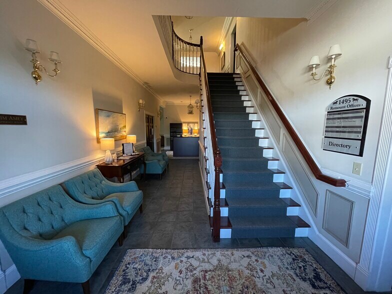 More Photos Of 1495 Remount Rd, North Charleston Office Residential For Sale