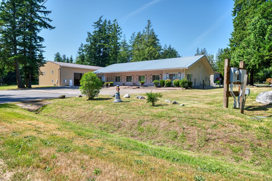 More Photos Of 1591 McKenzie Way, Point Roberts Flex For Sale