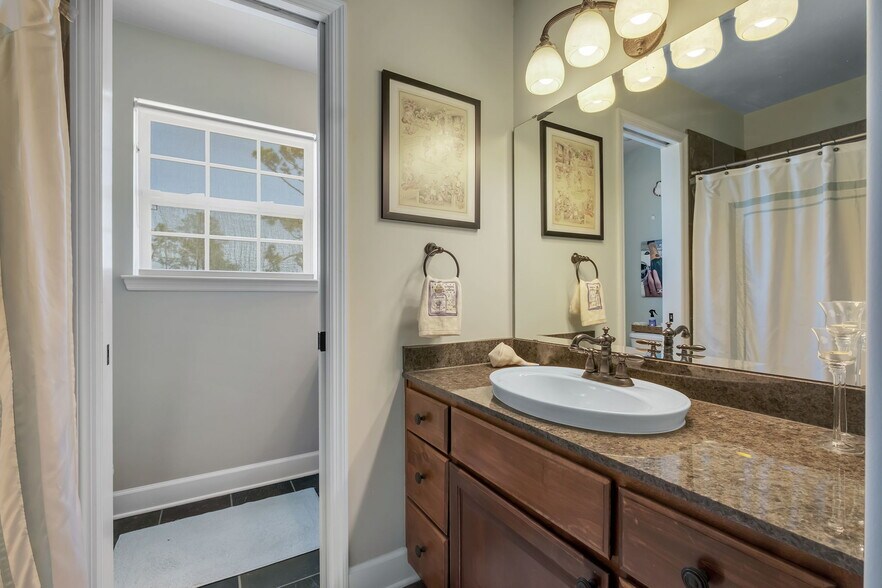 More Photos Of 4004 Golf Course Rd, Perry Lodge Meeting Hall For Sale