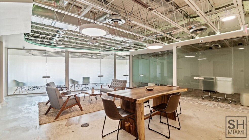 More Photos Of 820 W 41st St, Miami Beach Coworking Space